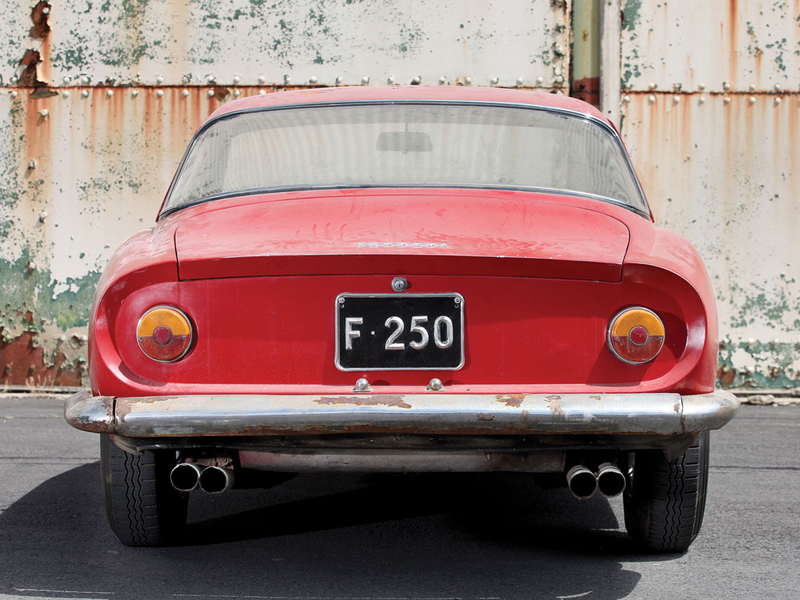 Illustration for article titled This Is A One-Owner 1964 Ferrari 250 GT/L 'Lusso' Barn Find